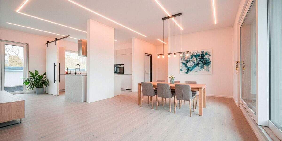 Mehrfamilienhaus, Wohnhaus Ludwigsburg Mitte - 8 Zimmer, 229 m&sup2;, 995.000&euro; | Angebot:24278206