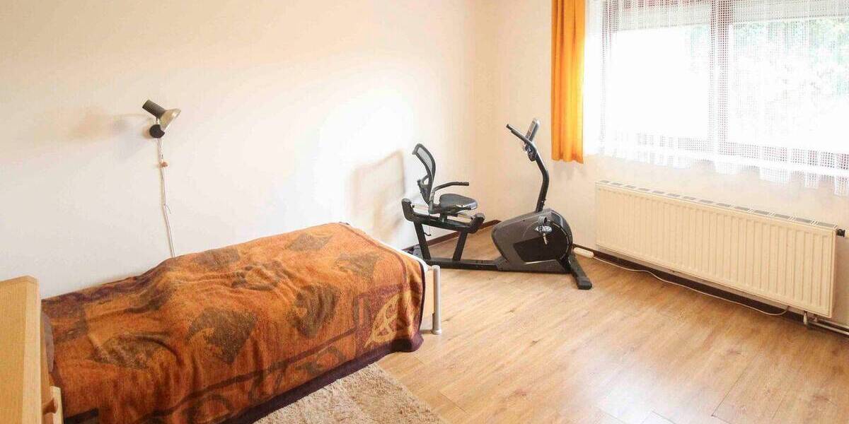 Einfamilienhaus Güglingen - 6 Zimmer, 149 m&sup2;, 299.000&euro; | Angebot:26703674