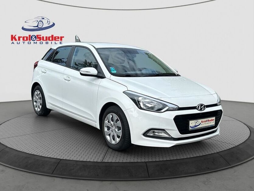 i20