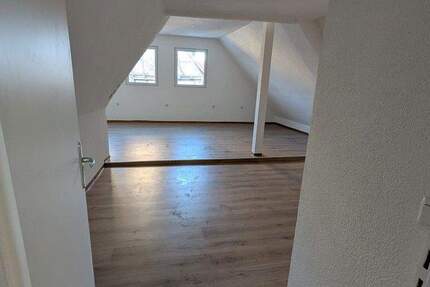Wohnung Stetten a. H. Schwaigern Stetten - 3 Zimmer, 90 m&sup2;, 550&euro; | Angebot:26587275