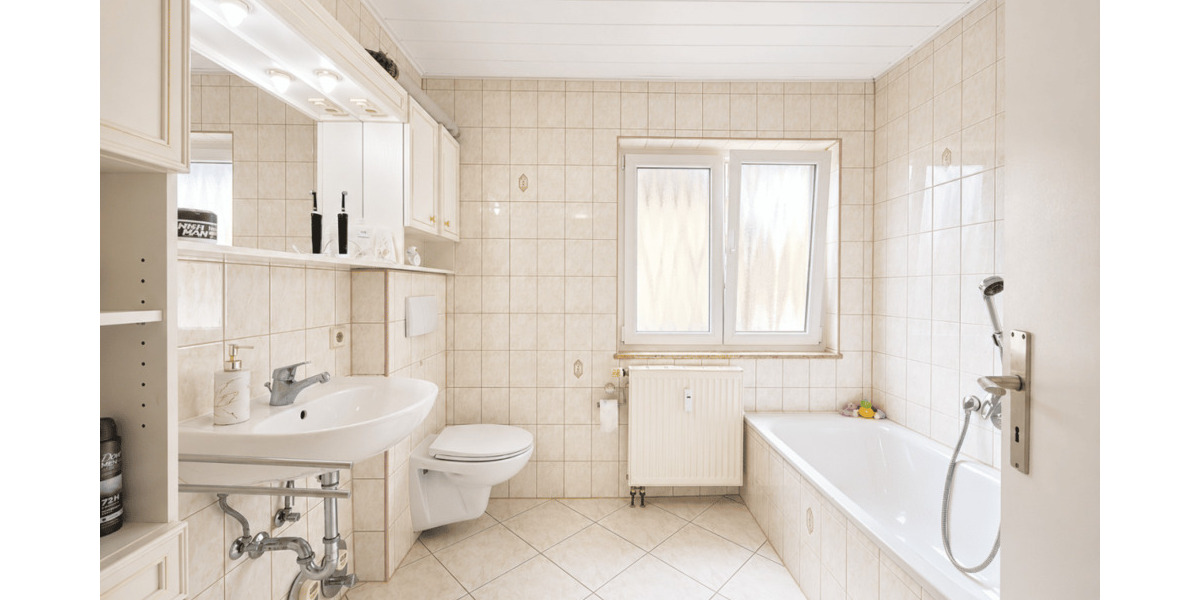 Mehrfamilienhaus, Wohnhaus Bietigheim-Bissingen Untermberg - 8 Zimmer, 216 m&sup2;, 529.000&euro; | Angebot:26920799