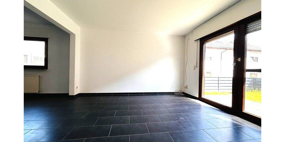 Reihenendhaus Ludwigsburg / Poppenweiler Poppenweiler - 4 Zimmer, 117 m&sup2;, 1.630&euro; | Angebot:26835231
