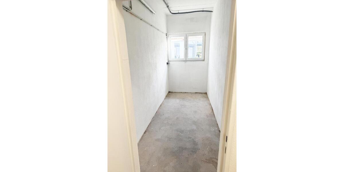 Modernisierte Erdgeschosswohnung mit Terrasse und Garten 2 zimmer