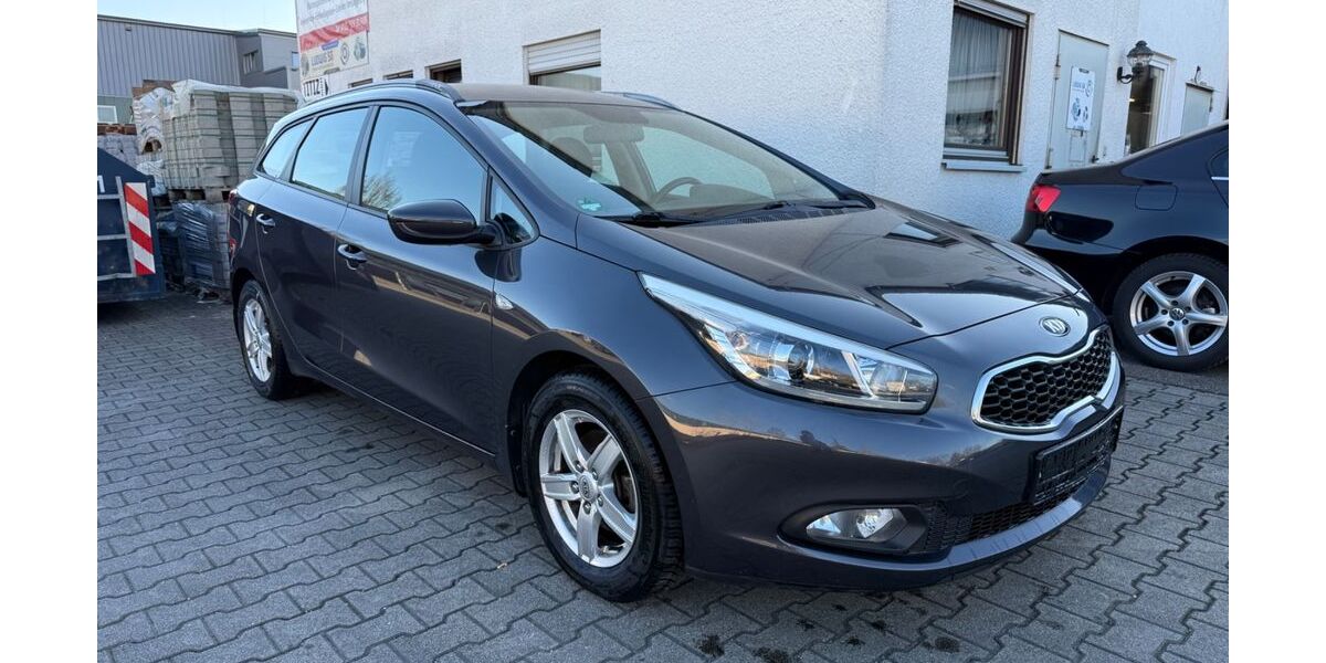 Kia ceed Sportswagon 146.000 km 6.990 &euro; Schwaigern 74193