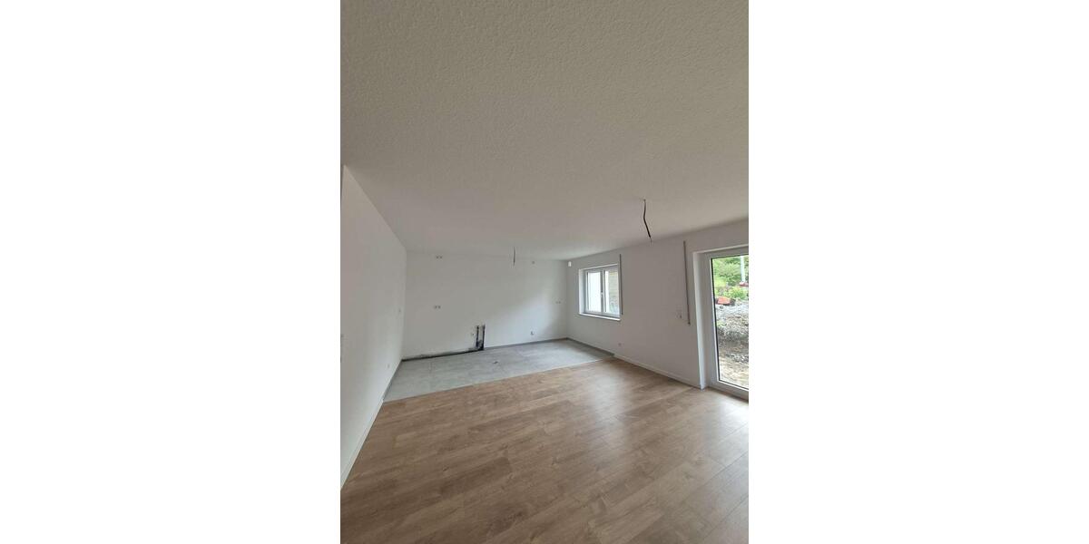 Erdgeschoßwohnung Vaihingen an der Enz - 3 Zimmer, 81 m&sup2;, 1.080&euro; | Angebot:22663618