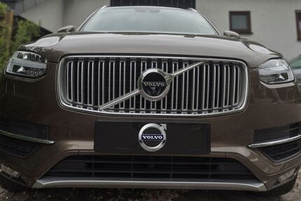 Volvo XC90 162.836 km 28.850 &euro; Bietigheim-Bissingen 74321