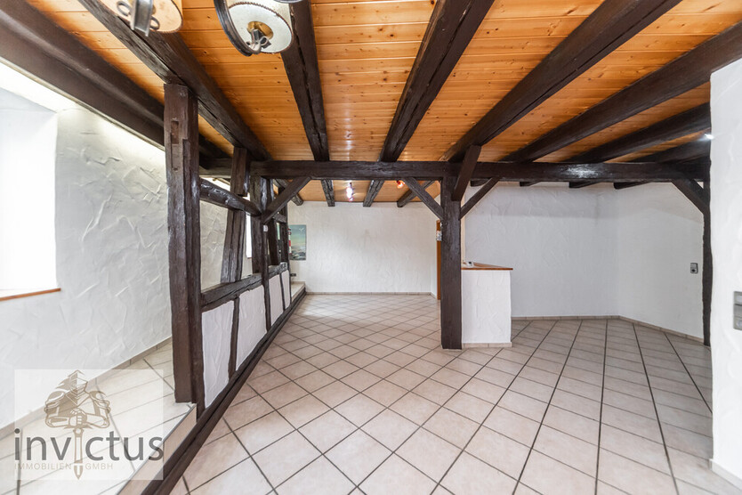 Ein Altbaujuwel in der Stadtmauer – Wohnen mit Geschichte und Komfort in Bad Wimpfen 6 zimmer