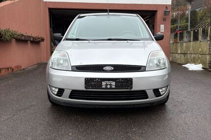 Ford Fiesta 180.000 km 1.795 &euro; Widdern 74259