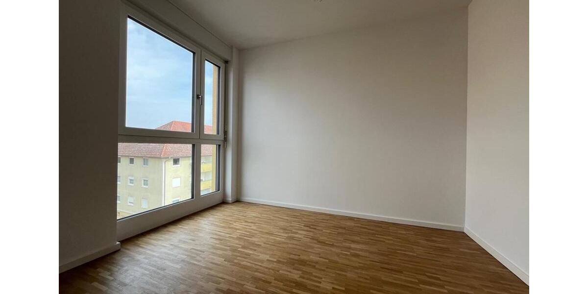 Dachgeschoßwohnung Bad Friedrichshall - 4 Zimmer, 135 m&sup2;, 1.912&euro; | Angebot:26068588