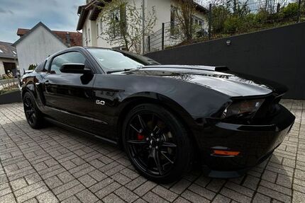 Ford Mustang 104.000 km 22.999 &euro; Mosbach 74821