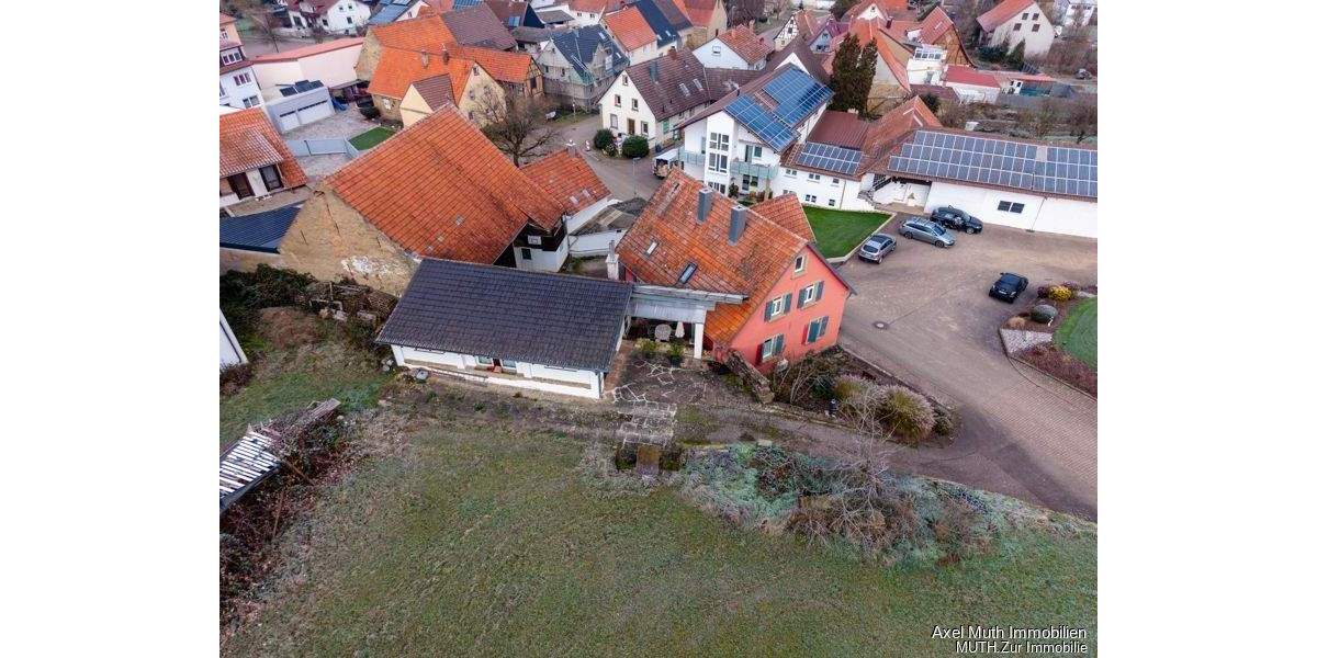 Einfamilienhaus Eppingen Rohrbach - 7 Zimmer, 142 m&sup2;, 350.000&euro; | Angebot:25768122