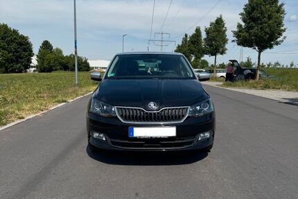 Skoda Fabia 53.700 km 10.990 &euro; Freiberg am Neckar 71691