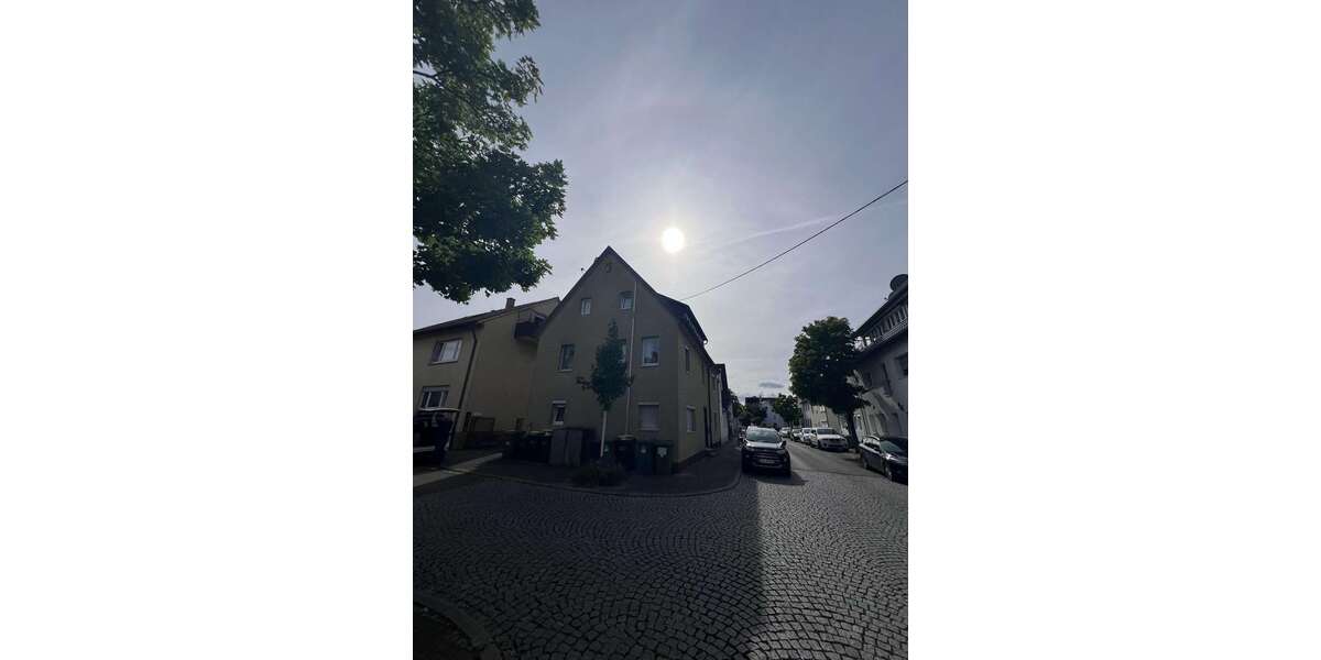 Einfamilienhaus Asperg - 12 Zimmer, 246 m&sup2;, 569.000&euro; | Angebot:26884633