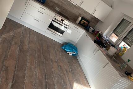 Wohnung Brackenheim - 3 Zimmer, 110 m&sup2;, 1.300&euro; | Angebot:24638374