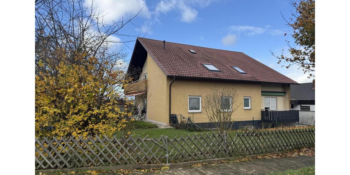 Dachgeschoßwohnung Kürnbach - 4 Zimmer, 120 m&sup2;, 1.175&euro; | Angebot:26284377
