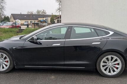 Tesla Model S 130.000 km 32.660 &euro; Oberstenfeld 71720