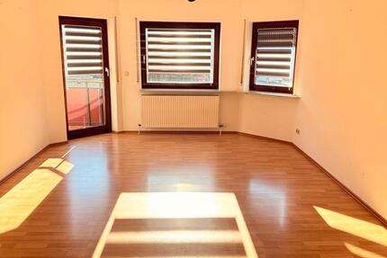 Helle 3-Zimmer-EG-Wohnung mit Balkon & TG – Zentrum Neckarsulm 3 zimmer
