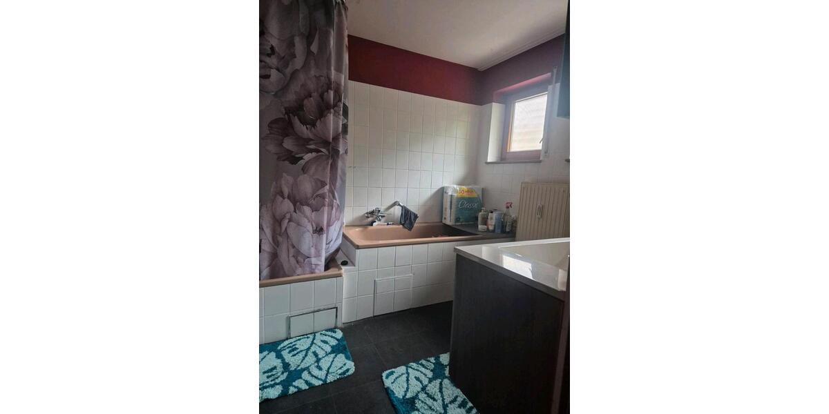 Etagenwohnung Löchgau - 4.5 Zimmer, 98 m&sup2;, 1.300&euro; | Angebot:26544133
