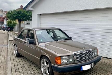 Mercedes-Benz 190 219.000 km 4.900 &euro; Heilbronn 74080