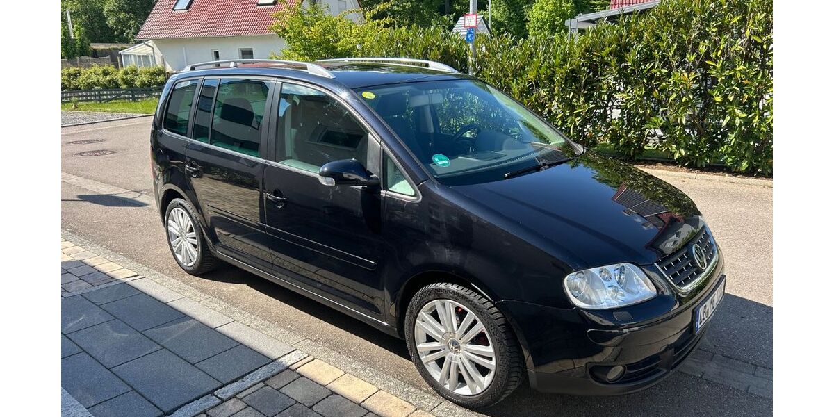 VW Touran 315.000 km 2.000 &euro; Vaihingen 71665