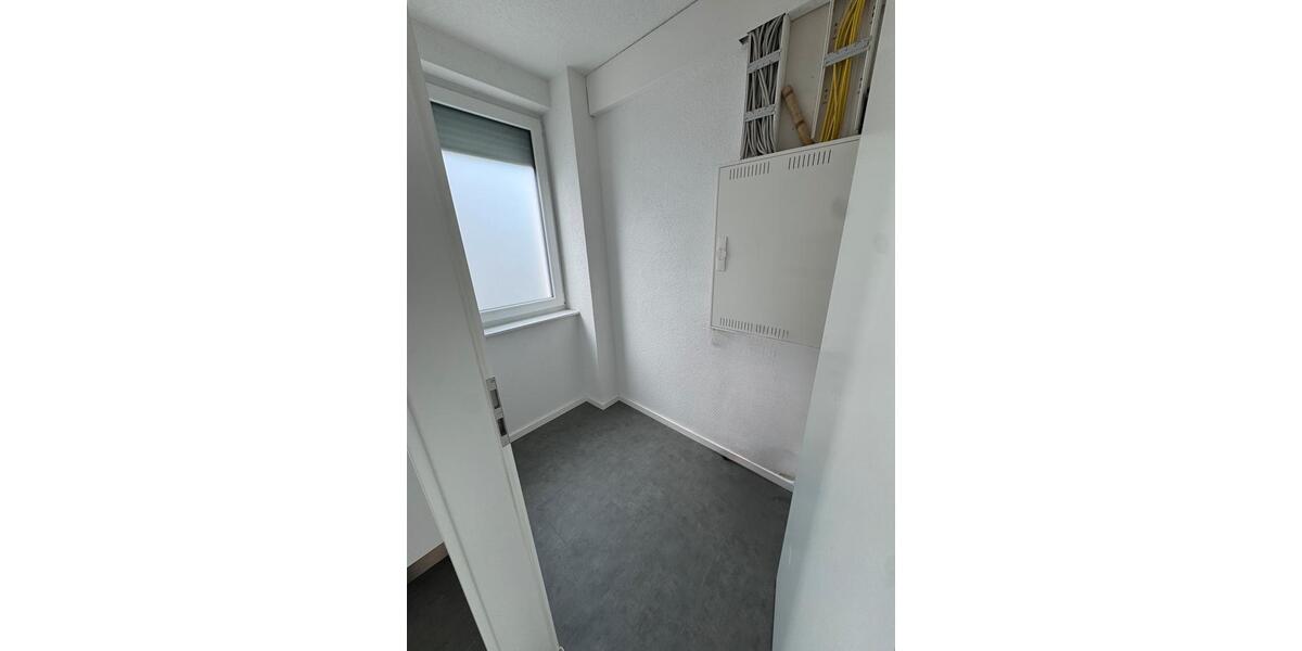 Erdgeschoßwohnung Sulzfeld - 4 Zimmer, 110 m&sup2;, 1.350&euro; | Angebot:24514652