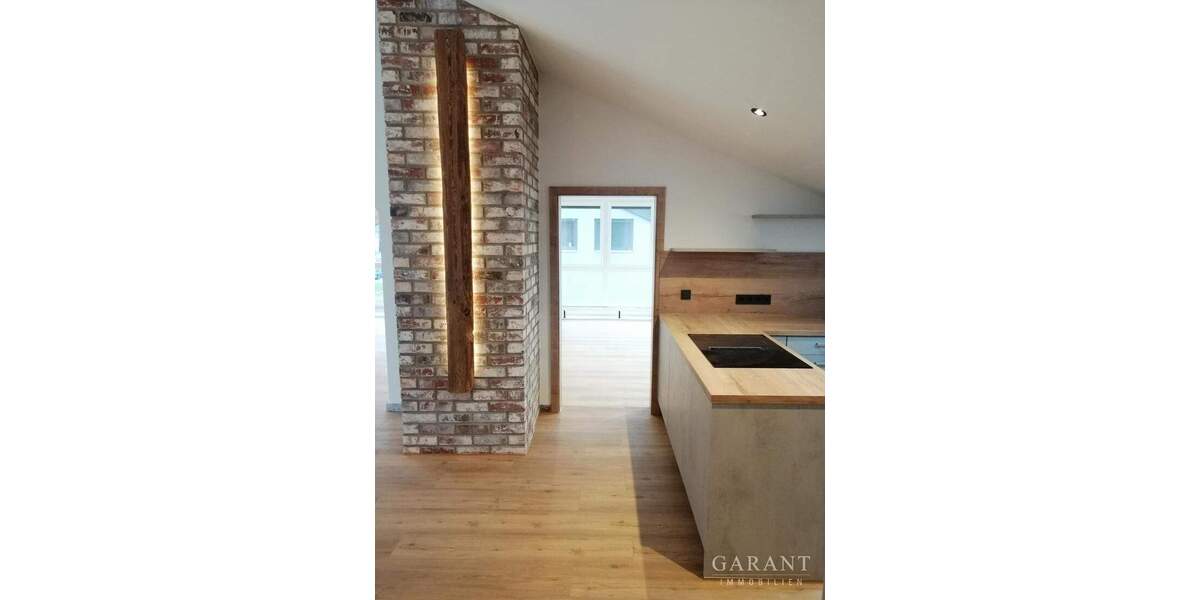 Stilvolle Dachgeschosswohnung in Heilbronn-Kirchhausen *2025 kernsaniert* 3 zimmer