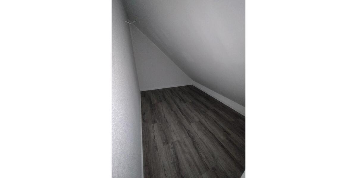 Dachgeschoßwohnung Heilbronn Horkheim - 2 Zimmer, 1.000&euro; | Angebot:22913808