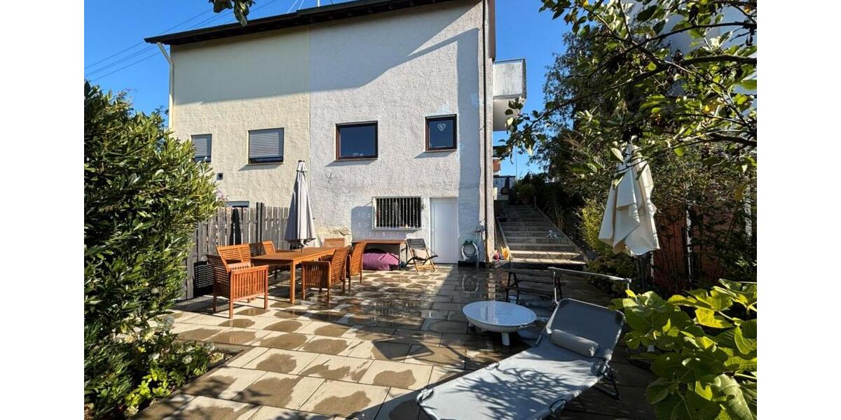Doppelhaushälfte Freiberg am Neckar - 5.5 Zimmer, 181 m&sup2;, 695.000&euro; | Angebot:24705906