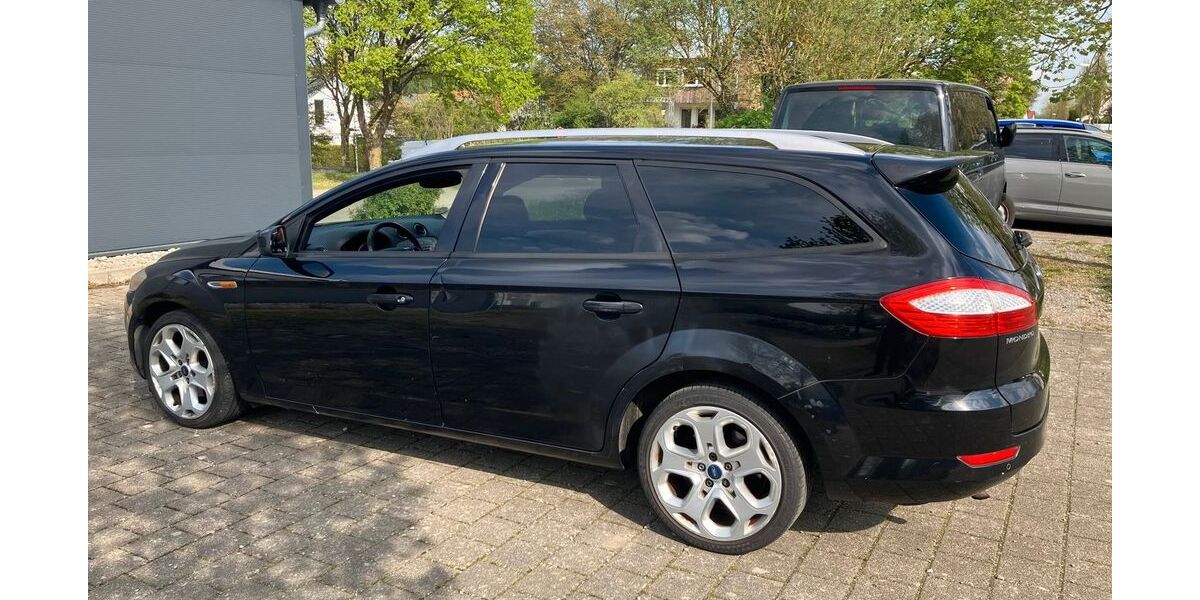Ford Mondeo 240.000 km 1.999 &euro; Freudental 74392
