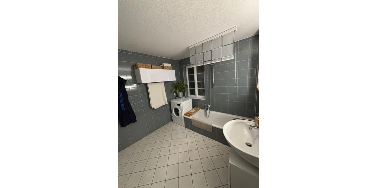 Provisionsfreie 2,5 Zimmer ETW mit TG-Stellplatz in Eberstadt 2 zimmer