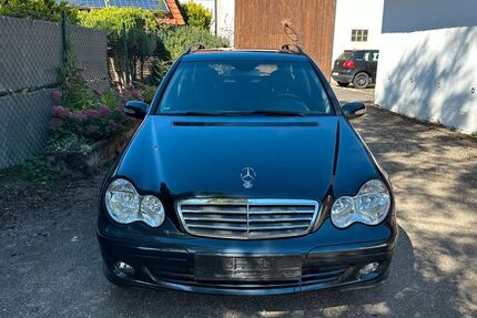 Mercedes-Benz C 200 241.901 km 2.799 € Siegelsbach 74936