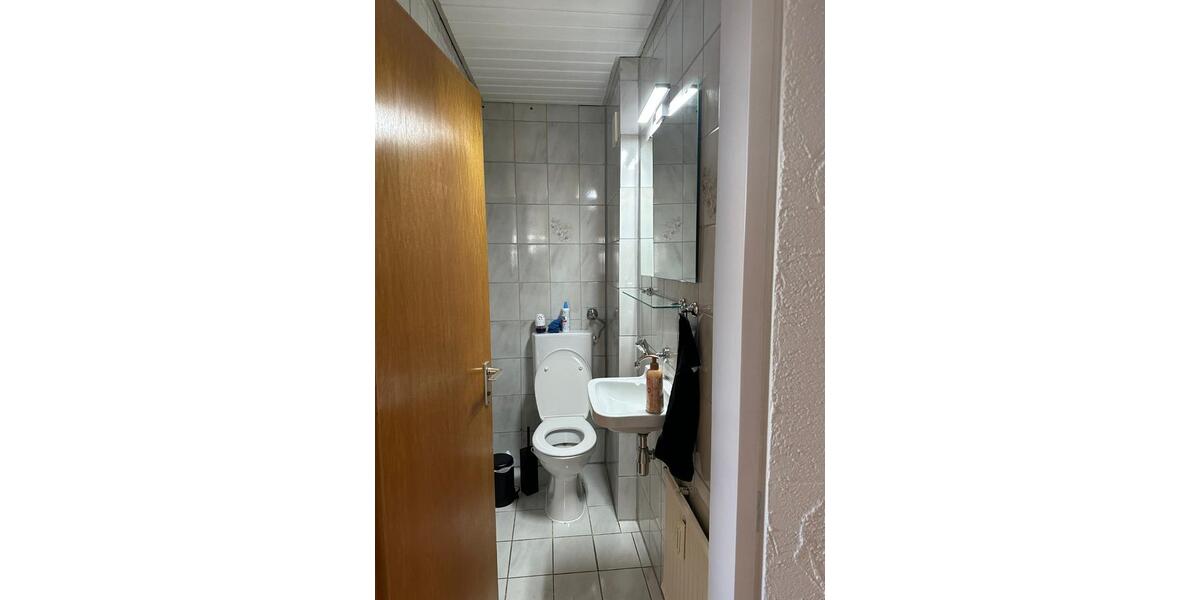 Etagenwohnung Ludwigsburg Hoheneck - 3 Zimmer, 76 m&sup2;, 1.090&euro; | Angebot:24855437