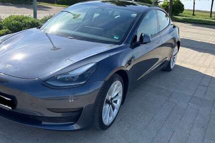 Tesla Model 3 101.000 km 22.000 € Oedheim 74229