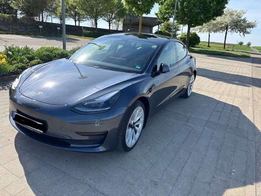 Tesla Model 3 101.000 km 22.000 € Oedheim 74229