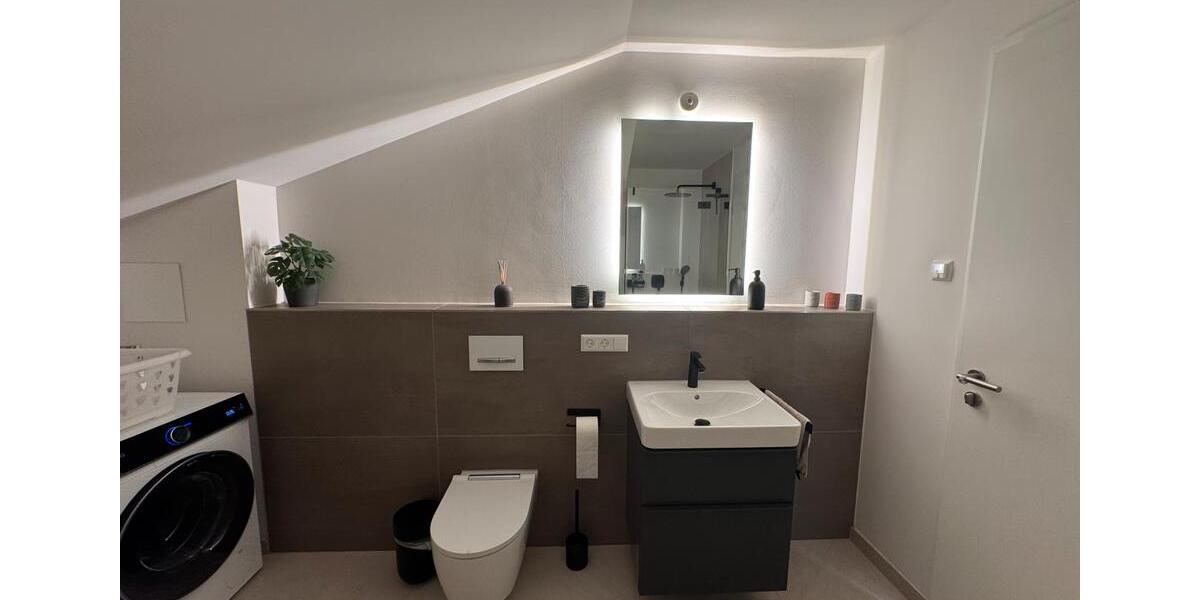 Einfamilienhaus Markgröningen - 3.5 Zimmer, 140 m&sup2;, 1.990&euro; | Angebot:26044402