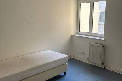 2 freie Zimmer (Zimmer 3,4) in Studenten-WG mit Balkon - direkt am Bildungscampus Heilbronn CITY 1 zimmer