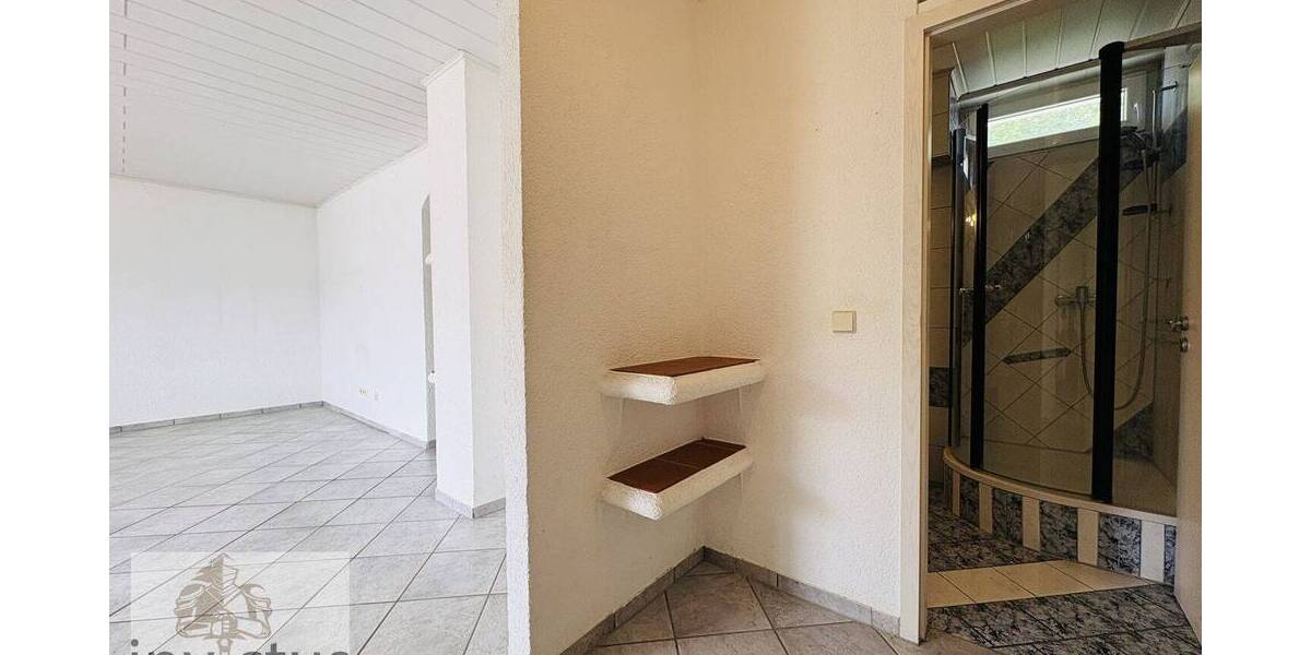 Etagenwohnung Bad Wimpfen - 2 Zimmer, 86 m&sup2;, 245.000&euro; | Angebot:26852313