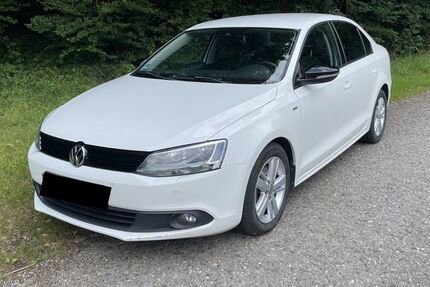 VW Jetta 151.500 km 7.490 € Haßmersheim 74855