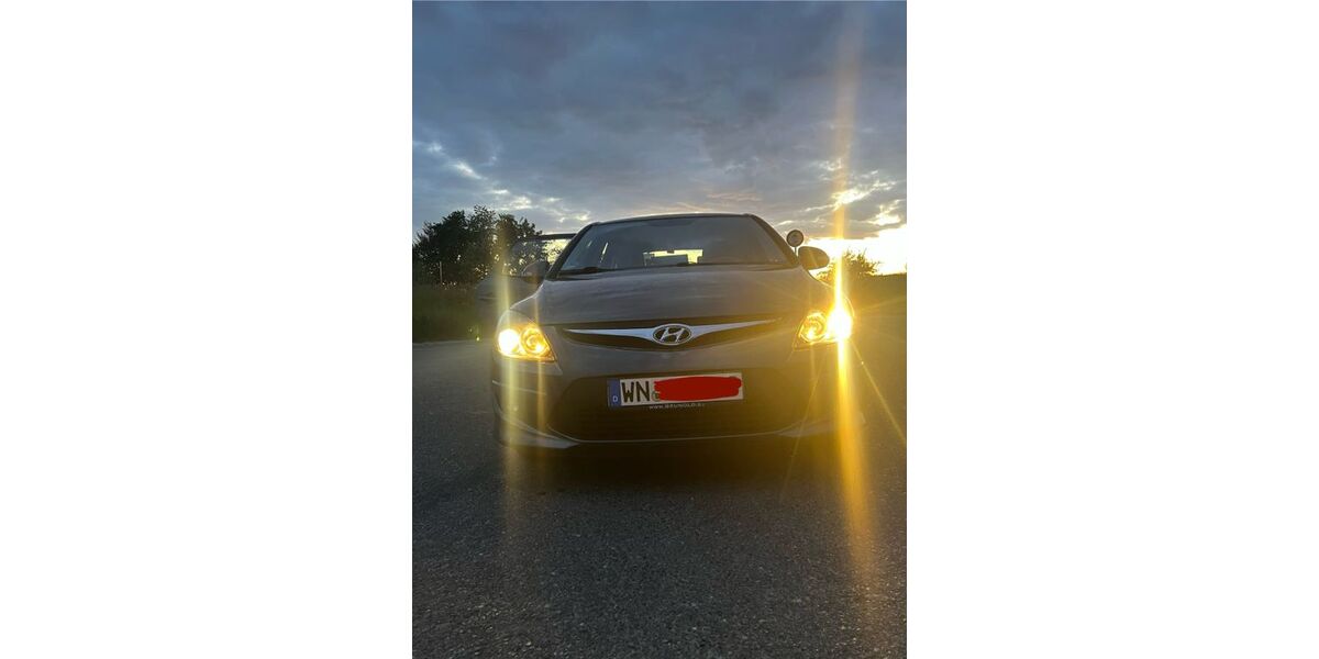 Hyundai i30 130.000 km 3.200 &euro; Backnang 71522