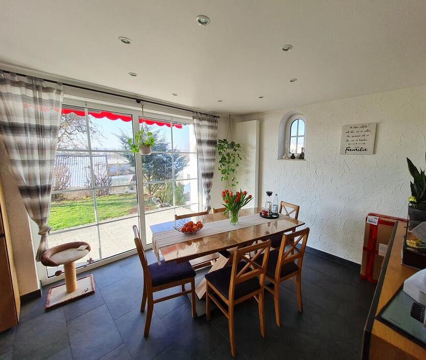 Moderne 5 Zimmer Wohnung in Bretzfeld *PROVISIONSFREI*