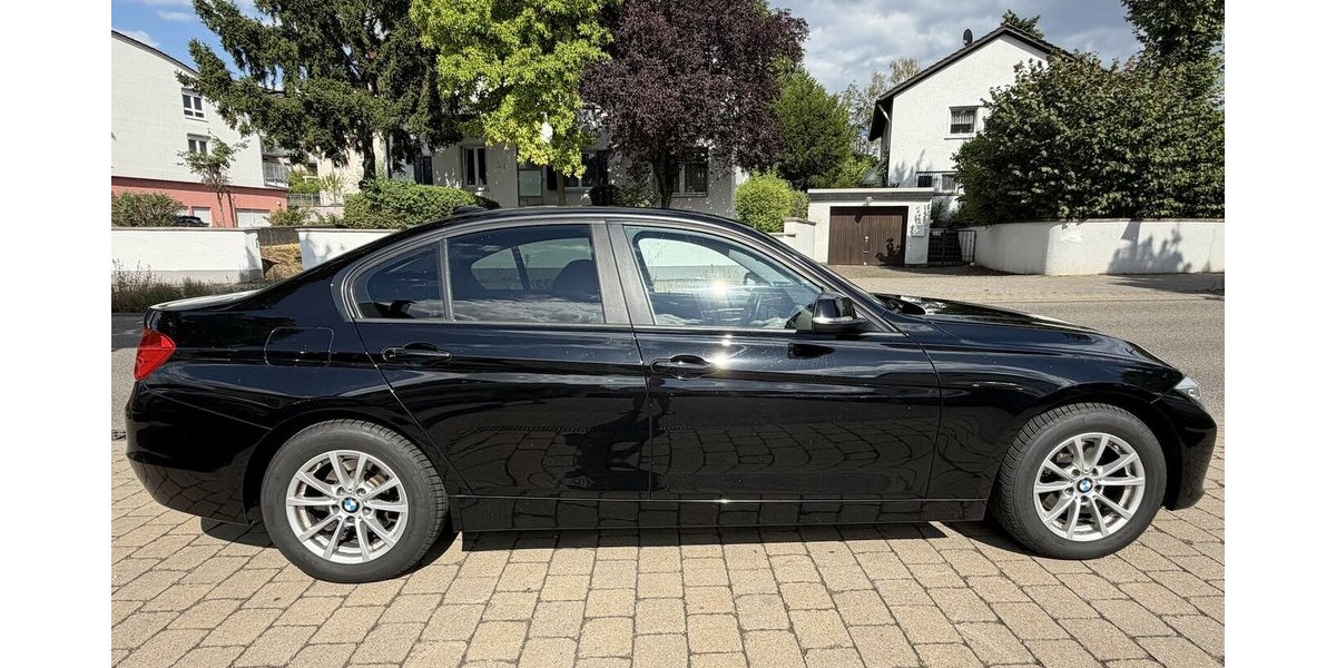 BMW 320 xDrive Limousine Automatik Head-Up Navi 297.000 km 6.990 &euro; Neckarsulm 74172