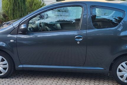 Toyota Aygo (X) 70.000 km 3.500 &euro; Leingarten 74211