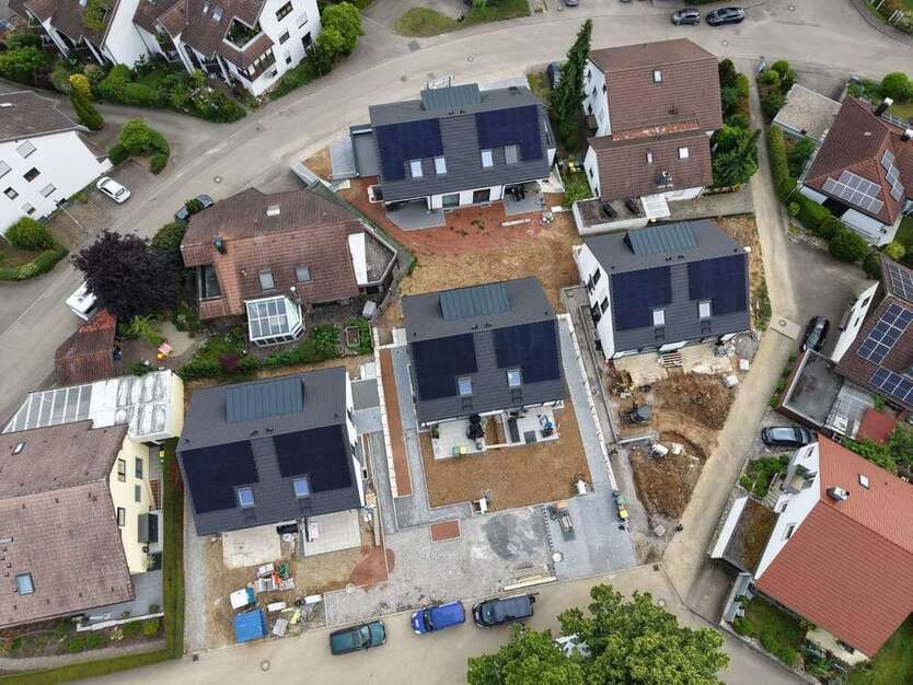 Haus zum Mieten in Besigheim 1.950 € 130.87 m²