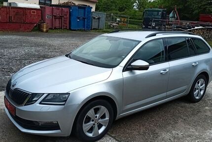 Skoda Octavia 333.500 km 7.666 &euro; Möckmühl 74219