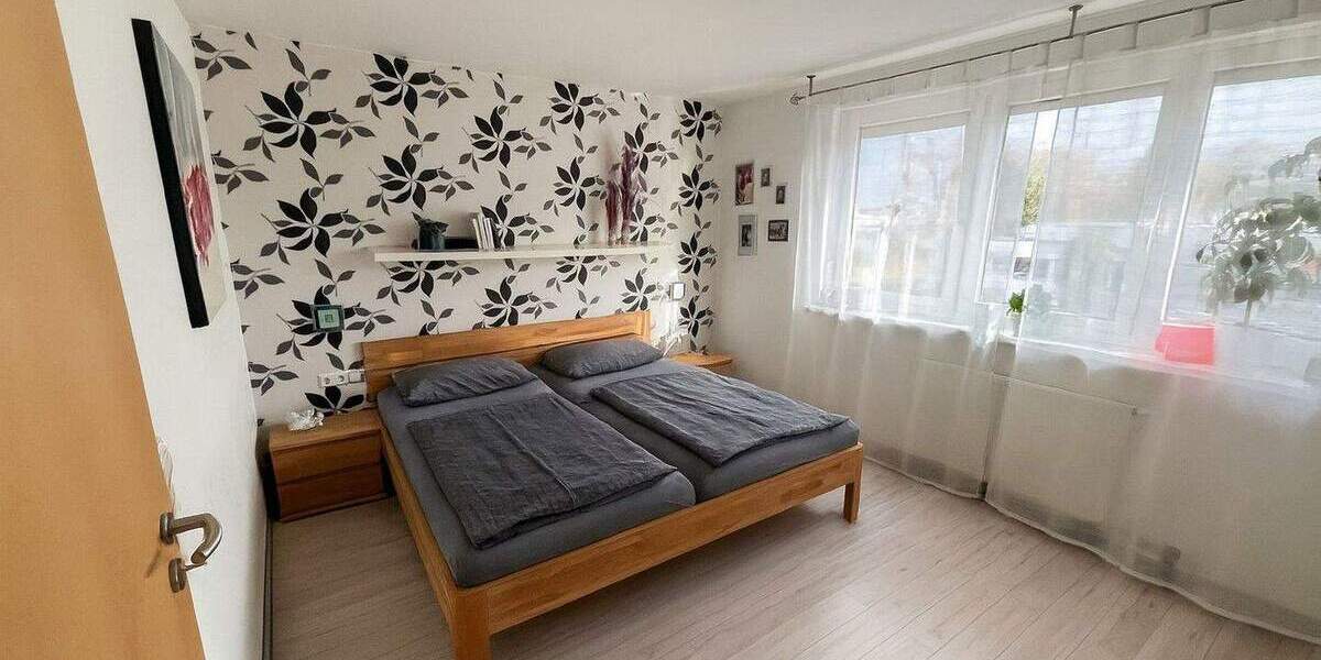 Reihenendhaus Freiberg am Neckar Beihingen - 5 Zimmer, 149 m&sup2;, 695.000&euro; | Angebot:25043212