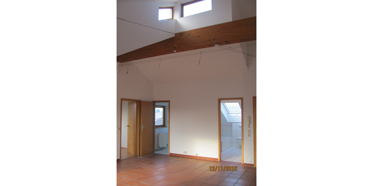 Etagenwohnung Massenbachhausen - 2 Zimmer, 62 m&sup2;, 620&euro; | Angebot:26855841