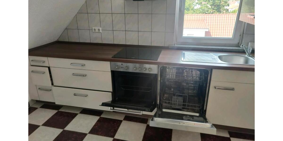 Dachgeschoßwohnung Neckarsulm - 3 Zimmer, 60 m&sup2;, 950&euro; | Angebot:26293139
