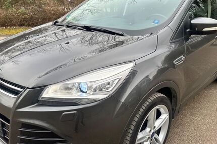 Ford Kuga 183.000 km 9.990 &euro; Freiberg am Neckar 71691