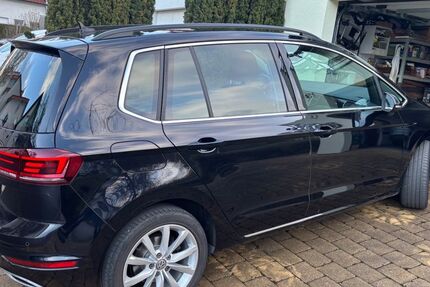 VW Golf Sportsvan 68.000 km 19.500 &euro; Mundelsheim 74395