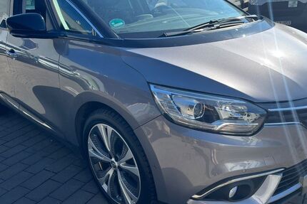 Renault Scenic 99.000 km 7.999 &euro; Bad Friedrichshall 74177